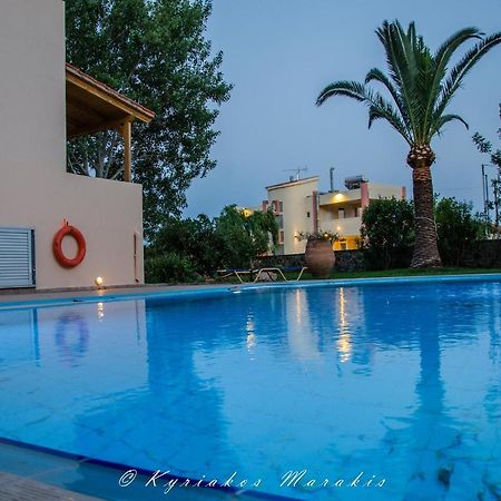 Flisvos Rooms Palaiochora Dış mekan fotoğraf