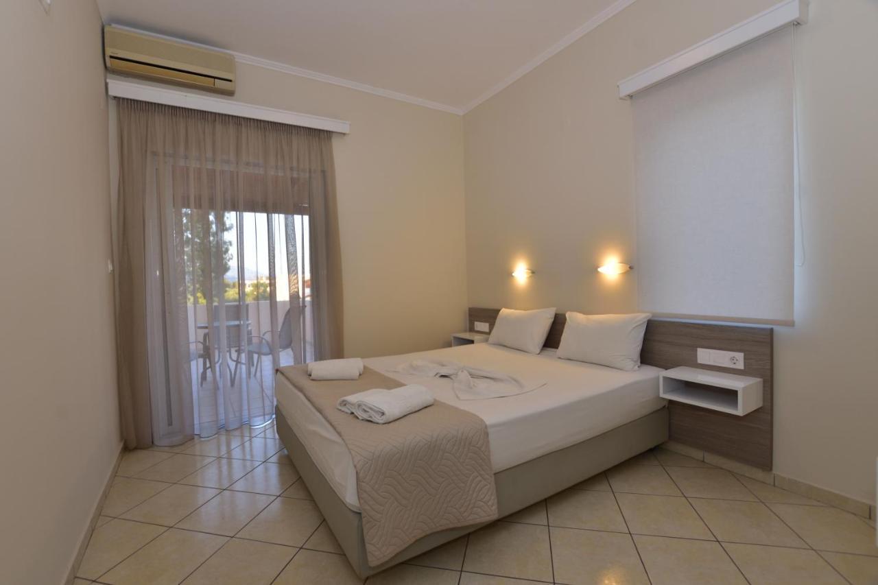 Flisvos Rooms Palaiochora Dış mekan fotoğraf
