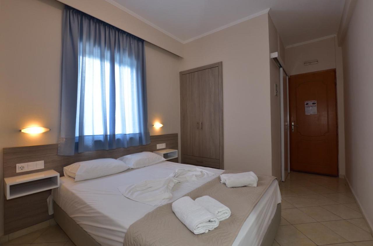 Flisvos Rooms Palaiochora Dış mekan fotoğraf